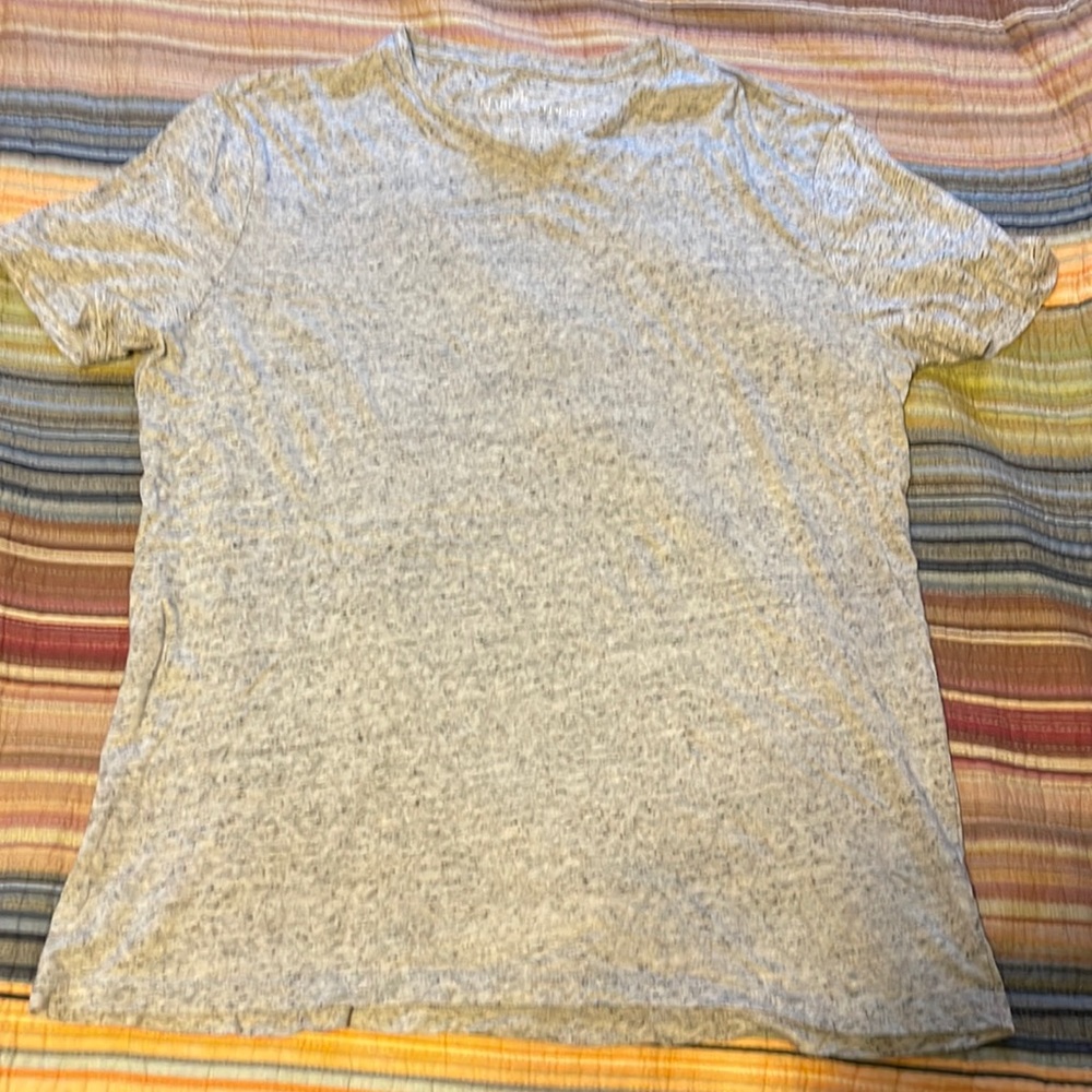 Marc Anthony V Neck Size Large